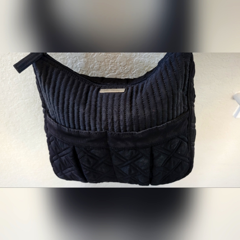 LARGE VERA BRADLEY BLACK QUILTED PURSE SHOULDER BAG ADJUSTABLE STRAP ZIPPER